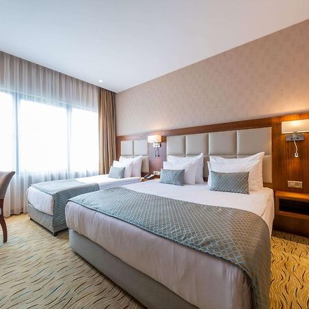 Clarion Hotel Istanbul Mahmutbey Экстерьер фото