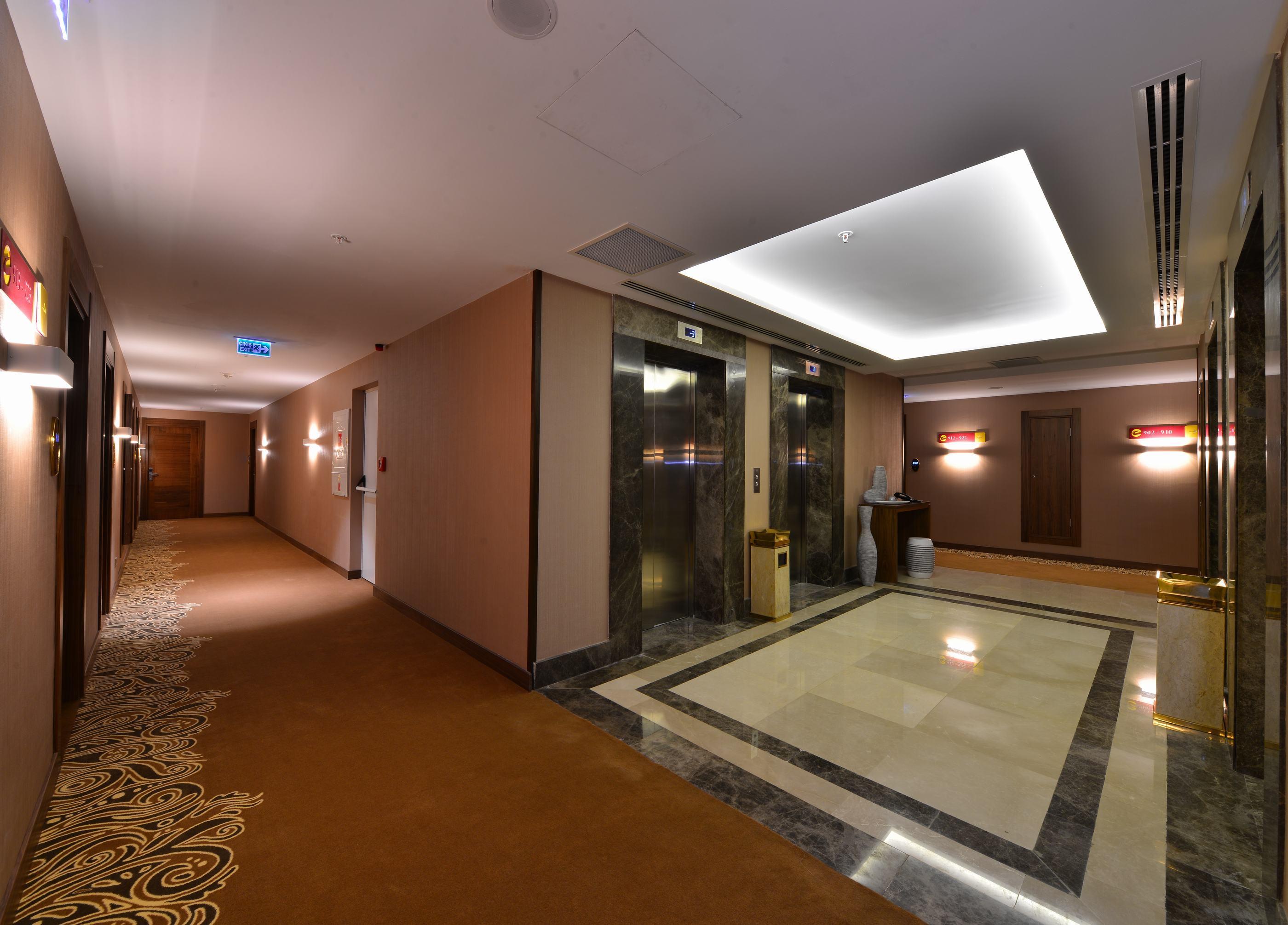 Clarion Hotel Istanbul Mahmutbey Экстерьер фото